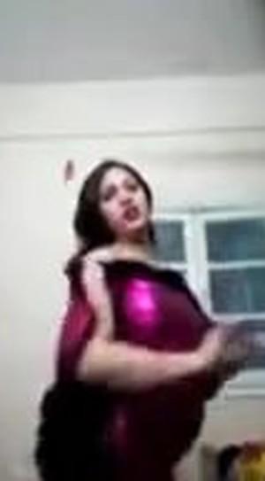 Major L. reccomend busty arab girl dancing saudi