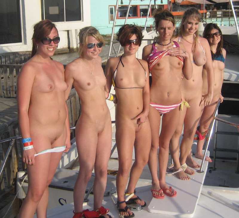 Candid Nude Girls Groups