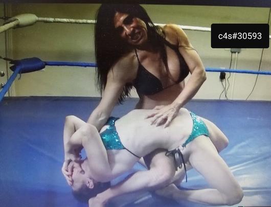 Lord P. S. reccomend girls wrestling camel clutch clip