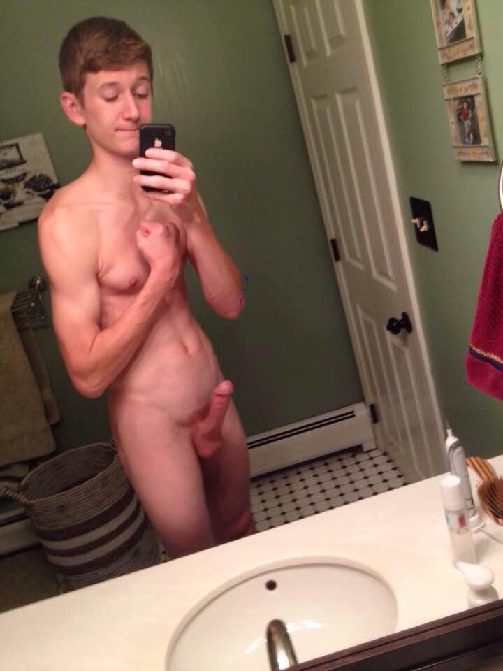 Nude twink self pics