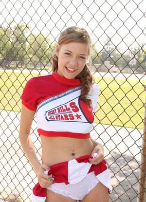 Super hot teen cheerleaders pussy
