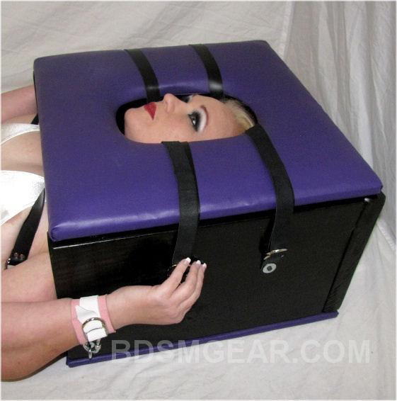Snout recommendet queen Bdsm throne furniture
