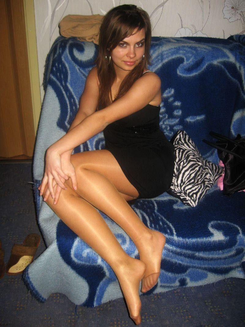 Amateur pantyhose wife picture