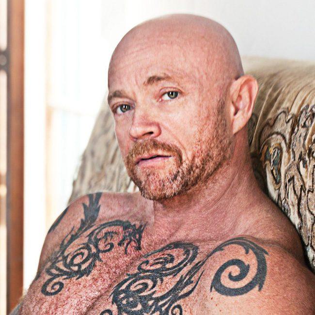 Tattooed transgender lick dick on beach